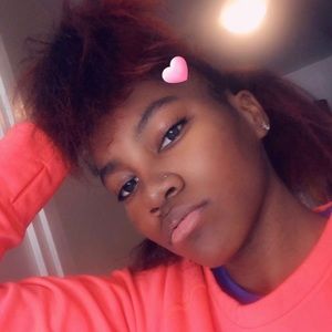 Meet your Posher, Emani